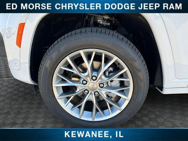 new 2025 Jeep Grand Cherokee car, priced at $56,930