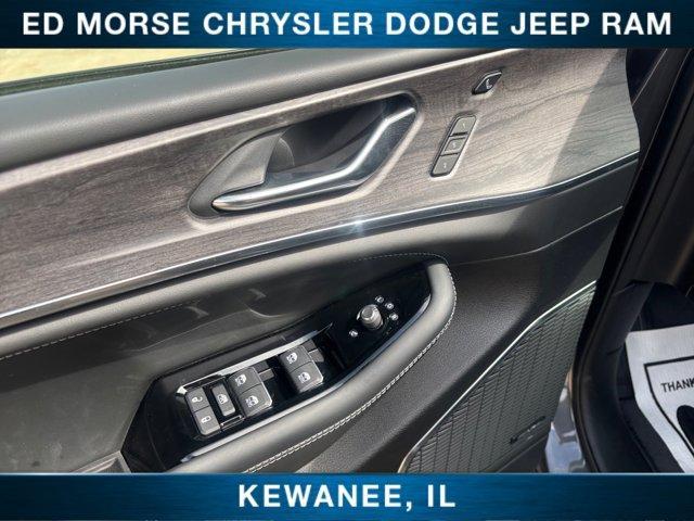 new 2025 Jeep Grand Cherokee car, priced at $56,631