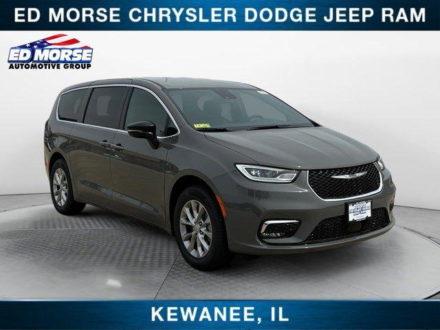new 2025 Chrysler Pacifica car, priced at $46,248