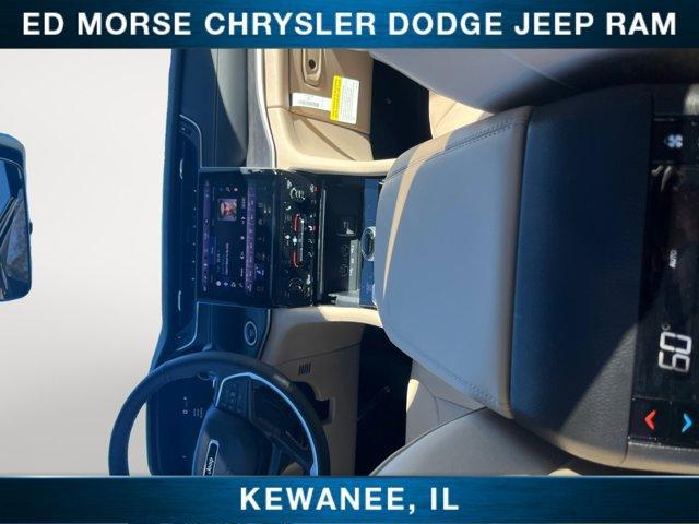 new 2025 Jeep Grand Cherokee L car, priced at $48,992