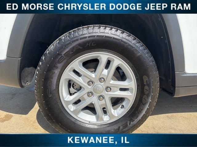new 2024 Jeep Grand Cherokee car, priced at $34,032
