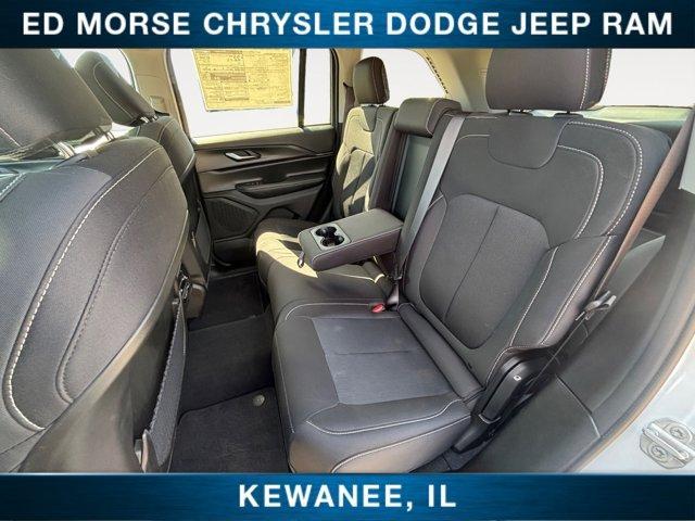 new 2024 Jeep Grand Cherokee car, priced at $34,032