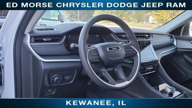new 2024 Jeep Grand Cherokee car, priced at $35,782
