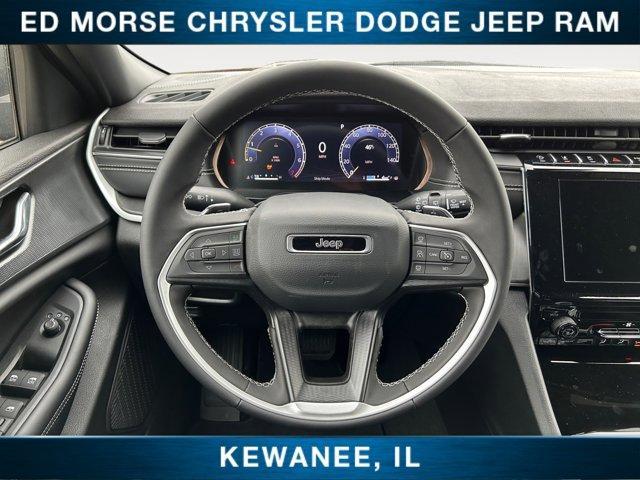 new 2025 Jeep Grand Cherokee car, priced at $38,743