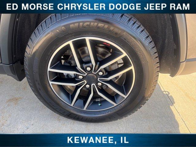 used 2019 Jeep Grand Cherokee car, priced at $20,999