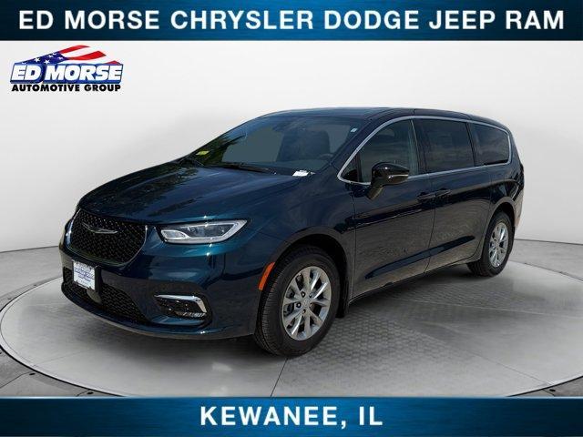 new 2025 Chrysler Pacifica car, priced at $51,283