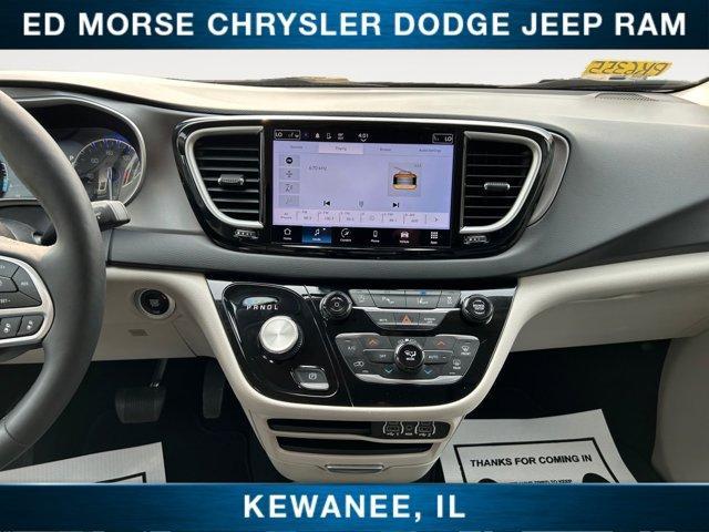 used 2023 Chrysler Pacifica car, priced at $25,499