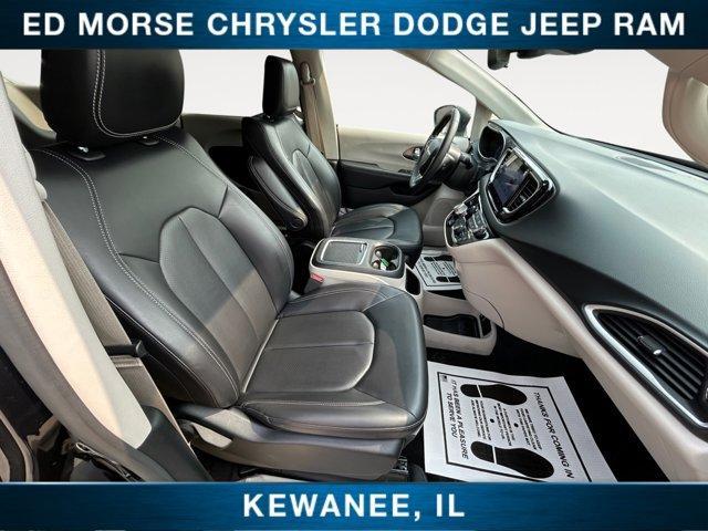 used 2023 Chrysler Pacifica car, priced at $25,499