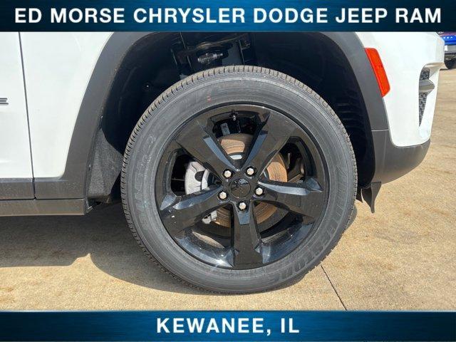 new 2025 Jeep Grand Cherokee car, priced at $42,785