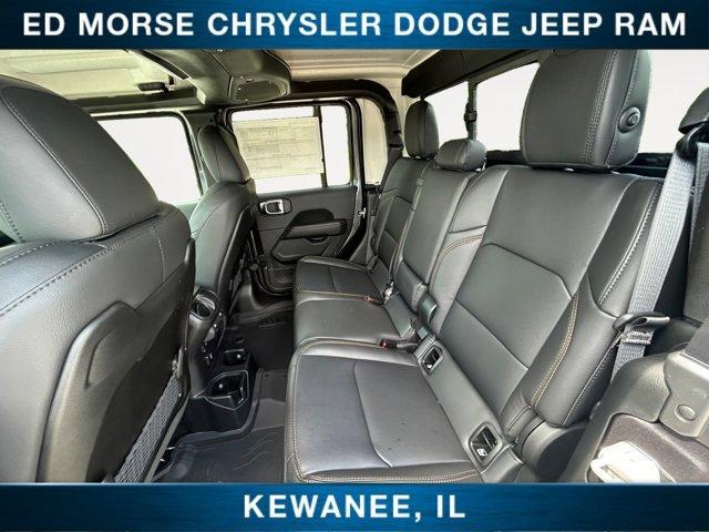 new 2025 Jeep Gladiator car, priced at $48,417