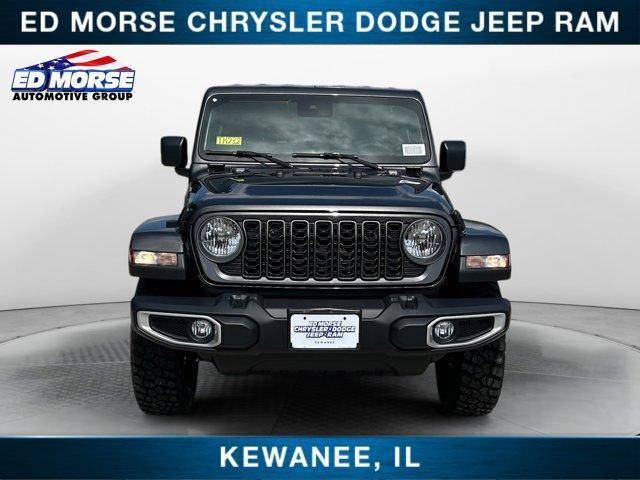 new 2025 Jeep Gladiator car, priced at $48,417