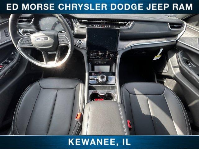 new 2025 Jeep Grand Cherokee L car, priced at $45,627