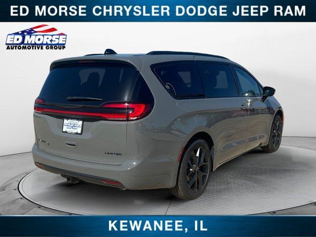 new 2025 Chrysler Pacifica car, priced at $51,101