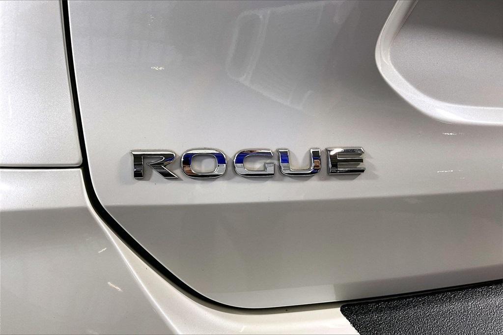used 2020 Nissan Rogue car, priced at $20,288