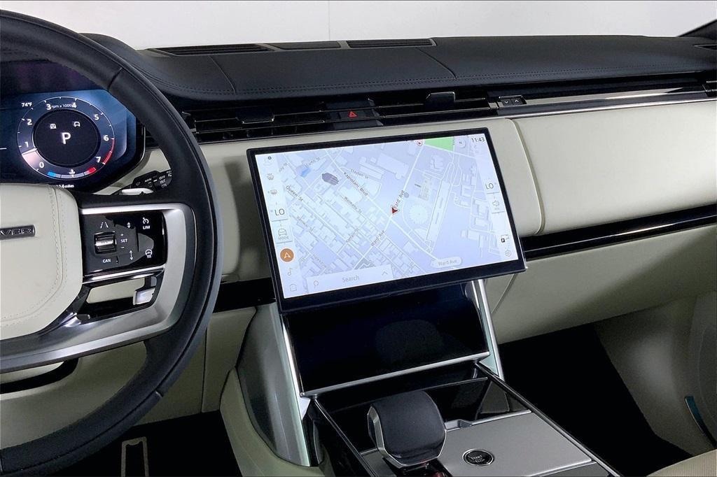 new 2025 Land Rover Range Rover car