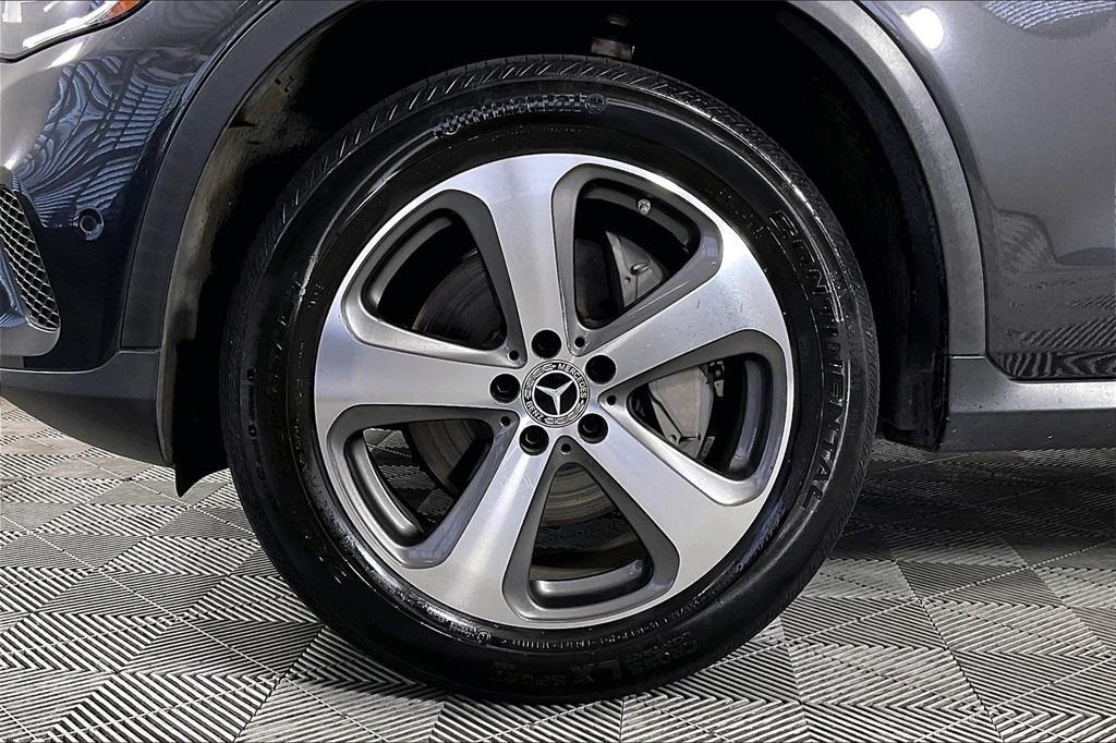 used 2022 Mercedes-Benz GLC 300 car, priced at $27,995