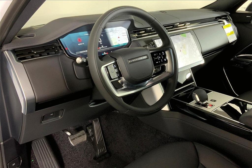 new 2025 Land Rover Range Rover car