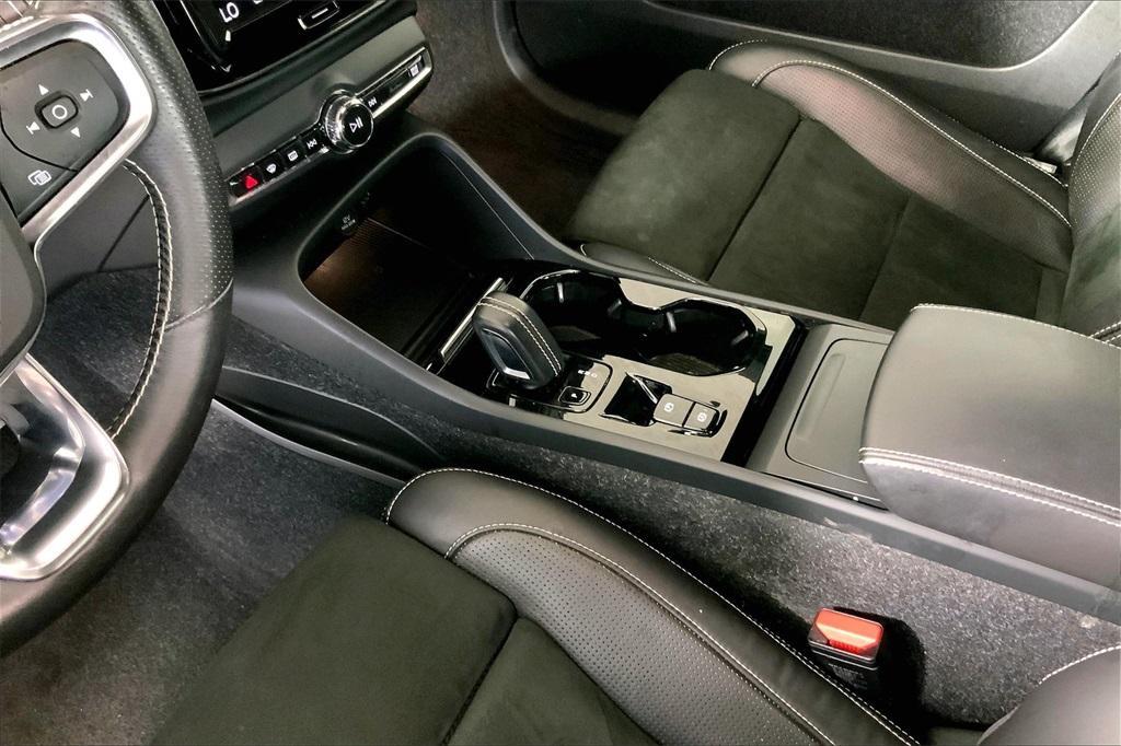 used 2021 Volvo XC40 car, priced at $26,488