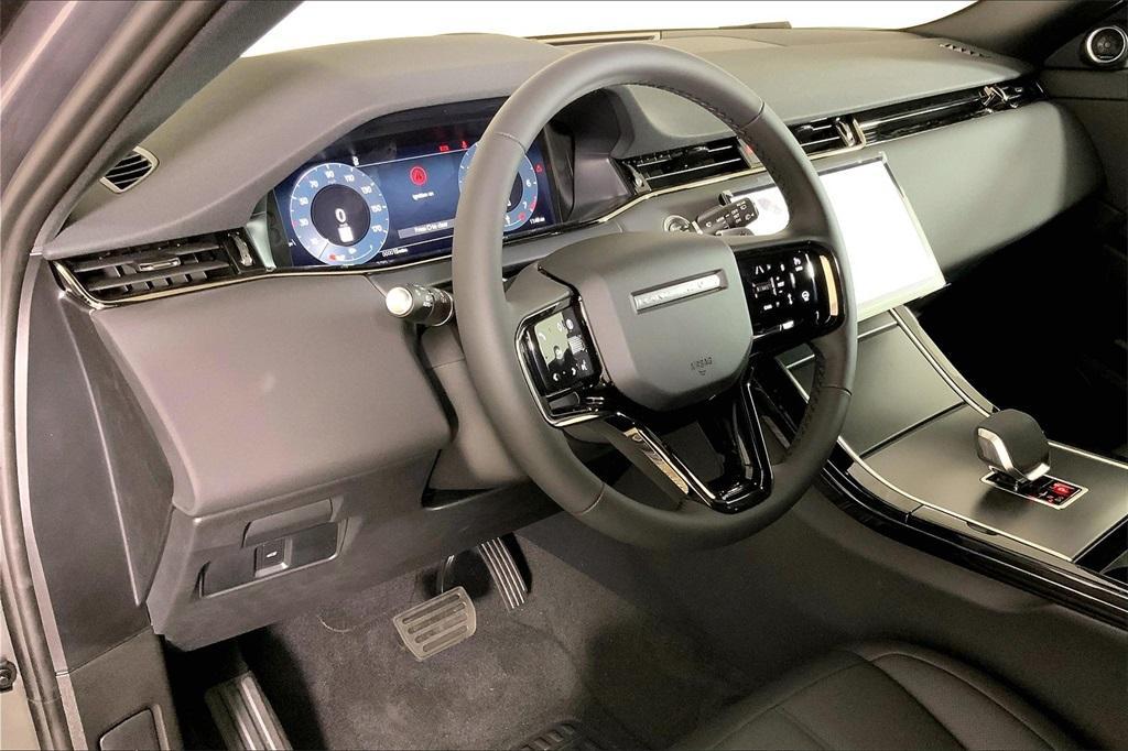 new 2026 Land Rover Range Rover Evoque car