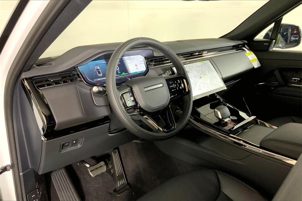new 2025 Land Rover Range Rover Sport car