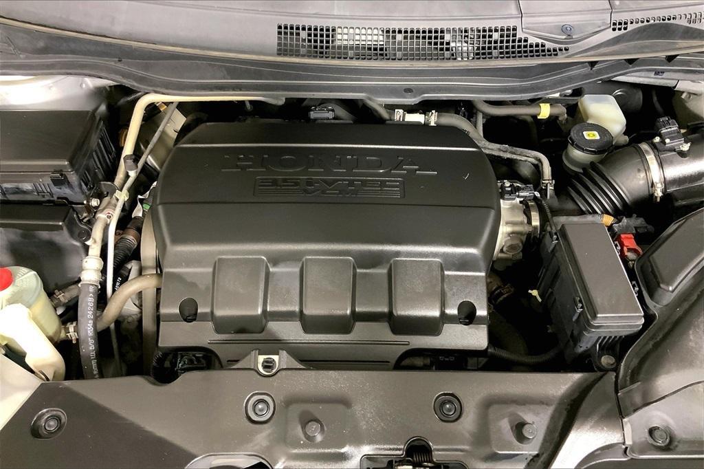 used 2016 Honda Odyssey car, priced at $13,995