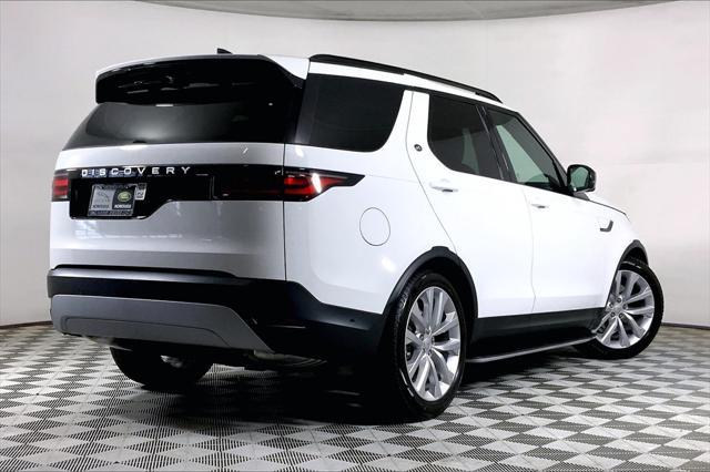 new 2024 Land Rover Discovery car