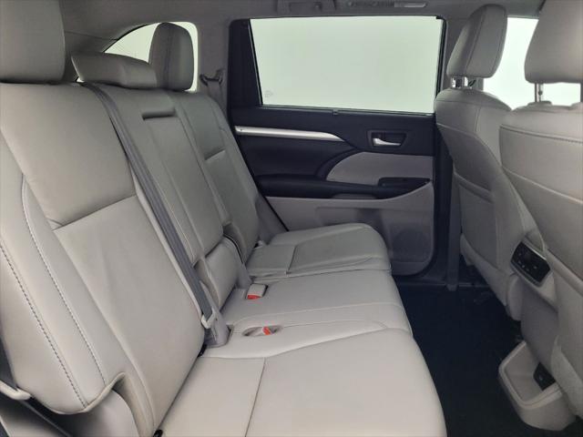 used 2019 Toyota Highlander car, priced at $25,295