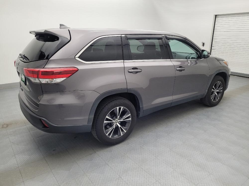 used 2019 Toyota Highlander car, priced at $20,395