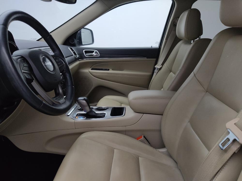 used 2021 Jeep Grand Cherokee car, priced at $20,895