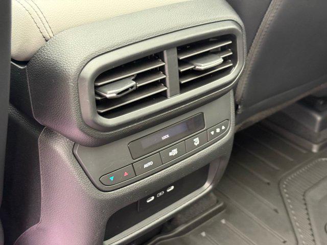 used 2025 Honda Pilot car, priced at $46,891