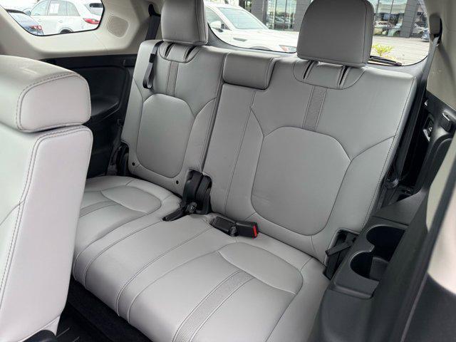 used 2025 Honda Pilot car, priced at $46,891