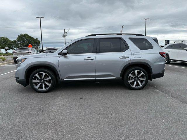 used 2025 Honda Pilot car, priced at $46,891