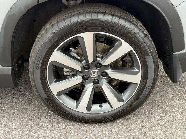 used 2025 Honda Pilot car, priced at $46,891