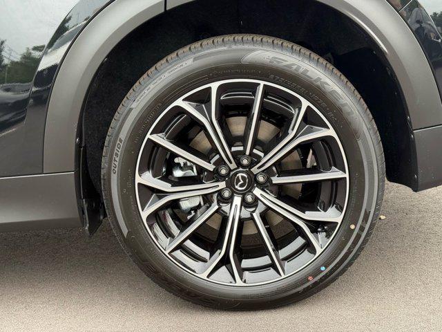 new 2025 Mazda CX-70 PHEV car, priced at $54,667