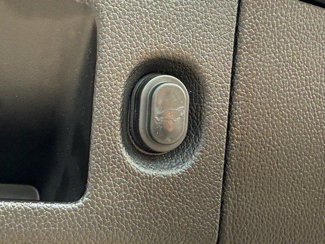 used 2020 GMC Yukon XL car, priced at $31,987