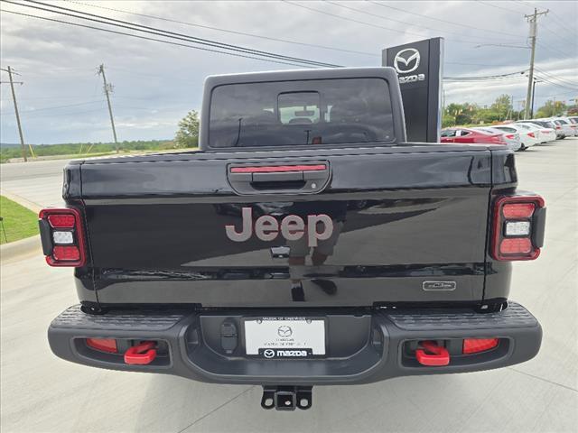 used 2022 Jeep Gladiator car, priced at $40,117