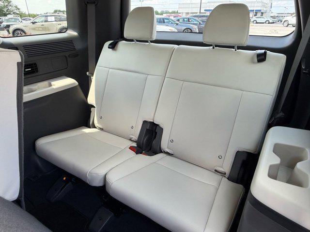 used 2024 Hyundai Santa Fe car, priced at $31,925