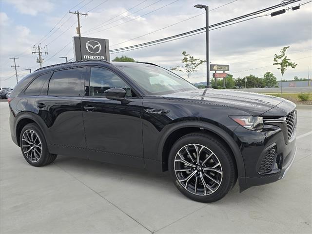 new 2025 Mazda CX-70 PHEV car, priced at $57,481