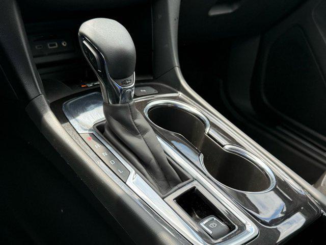 used 2022 Chevrolet Equinox car, priced at $24,650