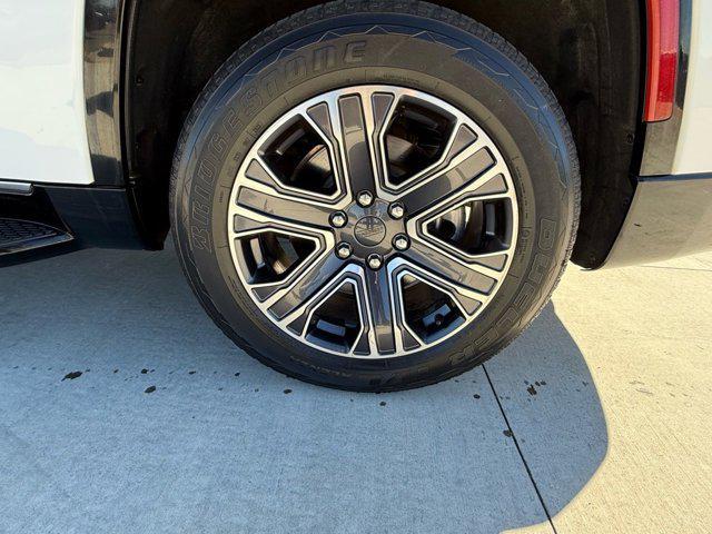 used 2024 Jeep Wagoneer car, priced at $44,987