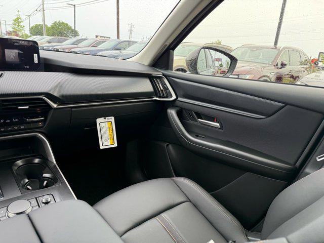 new 2025 Mazda CX-90 car, priced at $38,769
