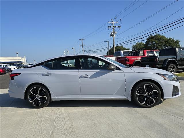 used 2023 Nissan Altima car, priced at $22,276