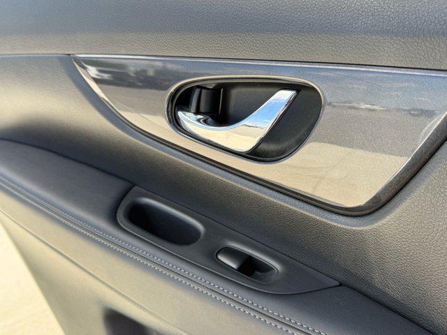 used 2020 Nissan Rogue car, priced at $16,390