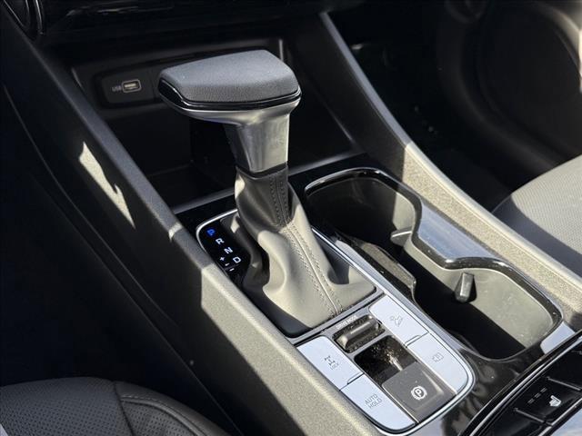 used 2024 Hyundai SANTA CRUZ car, priced at $33,299