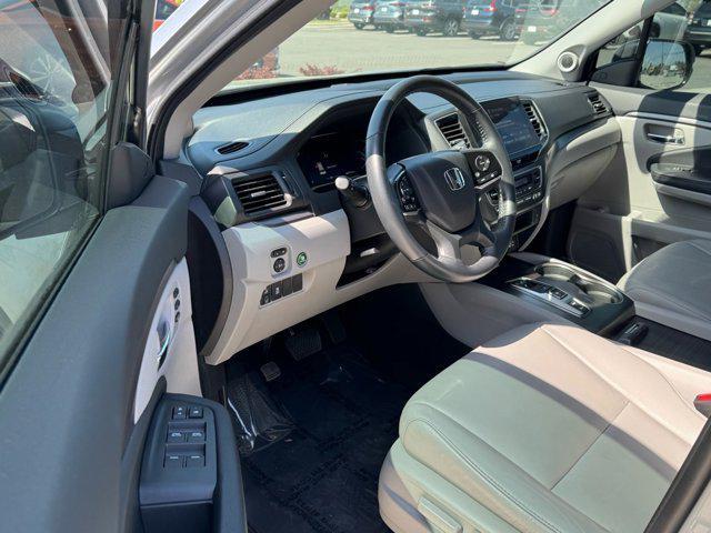used 2022 Honda Pilot car, priced at $31,266