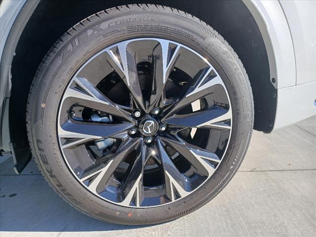 new 2025 Mazda CX-90 car, priced at $54,652