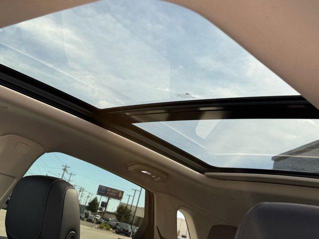 used 2019 Cadillac XT5 car, priced at $17,995