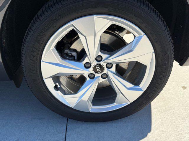 used 2021 Audi Q5 car, priced at $28,256