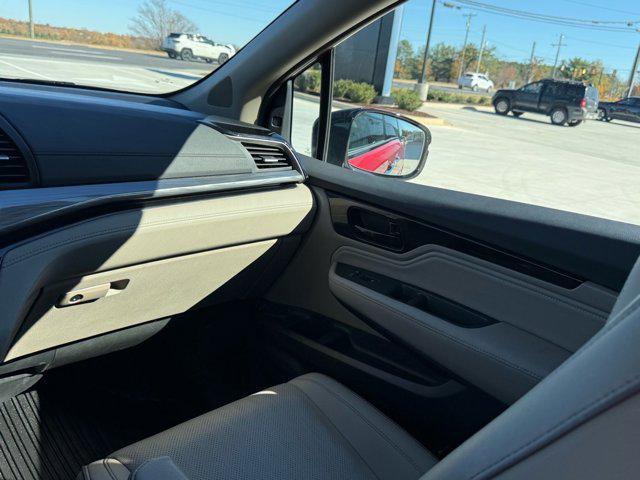 used 2024 Honda Odyssey car, priced at $44,980