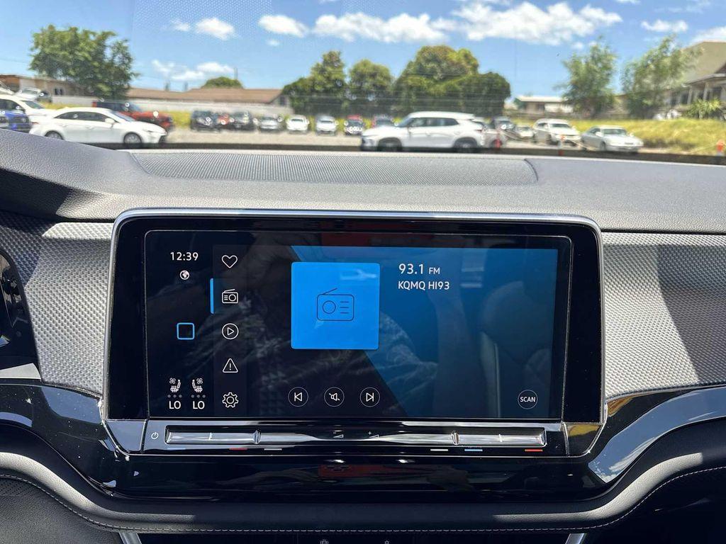 used 2024 Volkswagen Atlas Cross Sport car, priced at $35,877